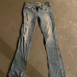 Hollister ripped jeans size 3R